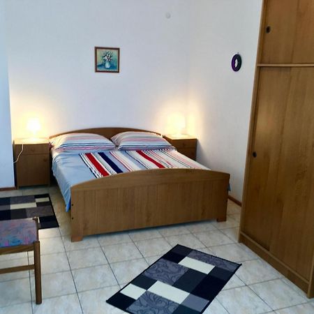Apartment Ivo Vinišće Zewnętrze zdjęcie